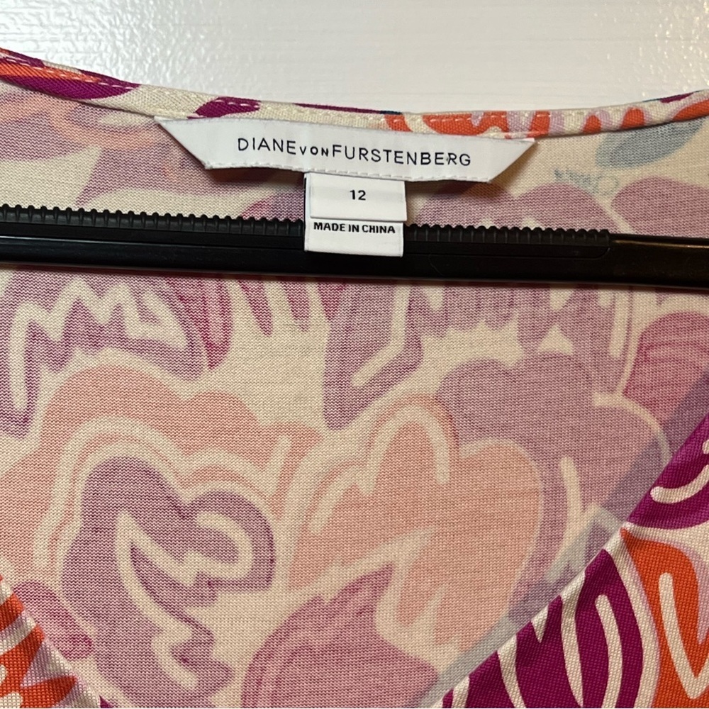 #96 DIANE VON FURSTENBERG KADEN SILK FLORAL V-NECK DRESS W. 3/4 SLEEVES SIZE 12 - Picture 5 of 7